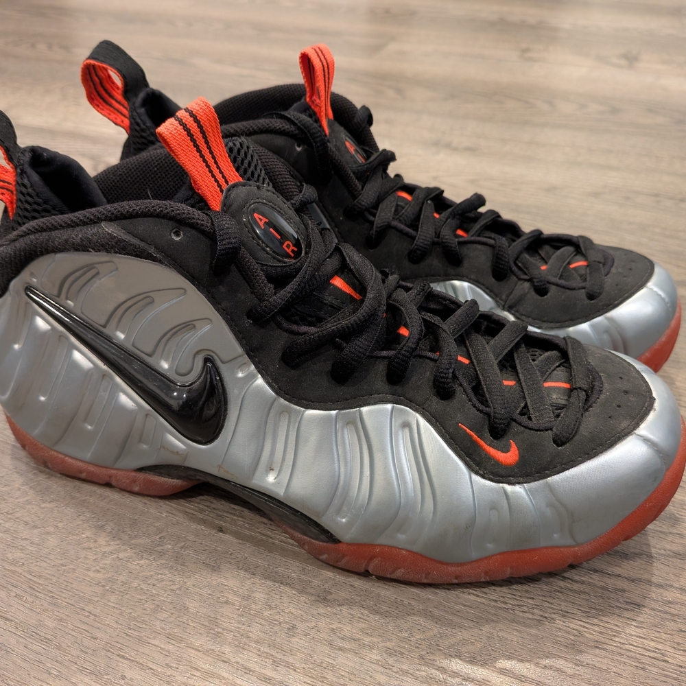 Nike Air Foamposite Pro Silver and Black Sneakers
